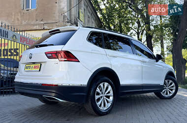 Позашляховик / Кросовер Volkswagen Tiguan 2018 в 