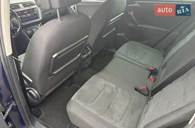 Позашляховик / Кросовер Volkswagen Tiguan 2017 в 