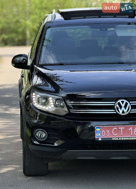 Внедорожник / Кроссовер Volkswagen Tiguan 2017 в Киеве