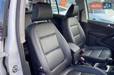 Внедорожник / Кроссовер Volkswagen Tiguan 2016 в 