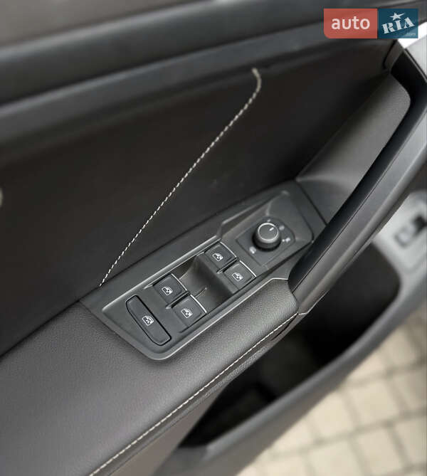 Внедорожник / Кроссовер Volkswagen Tiguan 2023 в Запорожье