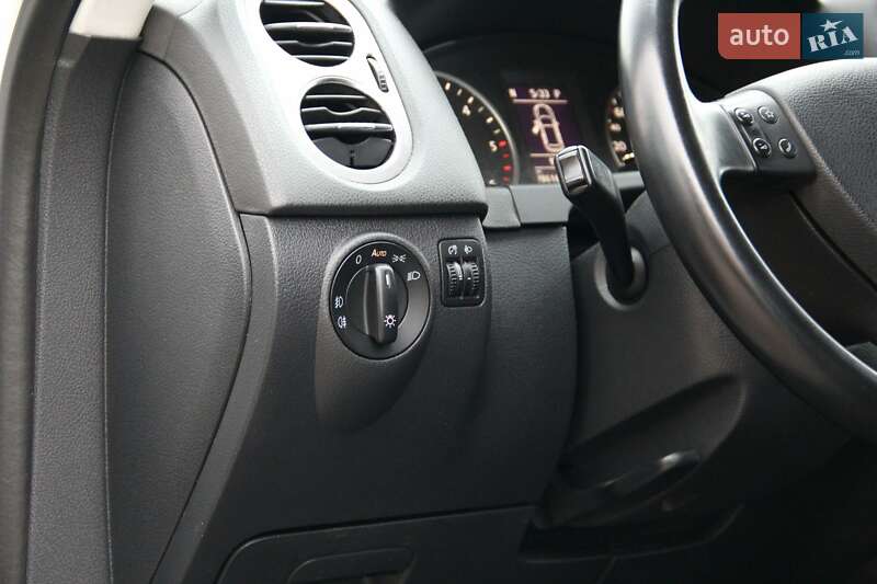 Позашляховик / Кросовер Volkswagen Tiguan 2010 в Сарнах