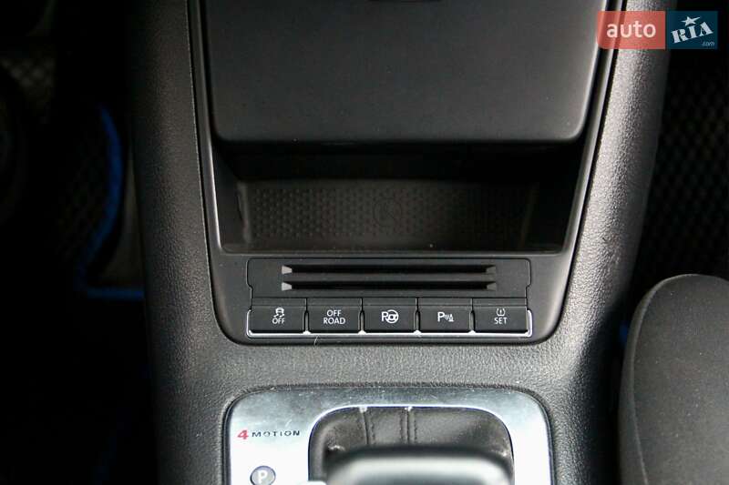 Позашляховик / Кросовер Volkswagen Tiguan 2010 в Сарнах