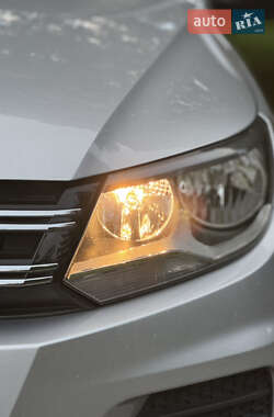 Внедорожник / Кроссовер Volkswagen Tiguan 2016 в 