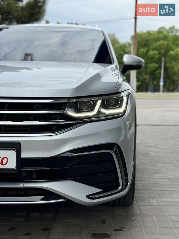 Позашляховик / Кросовер Volkswagen Tiguan 2022 в Дніпрі
