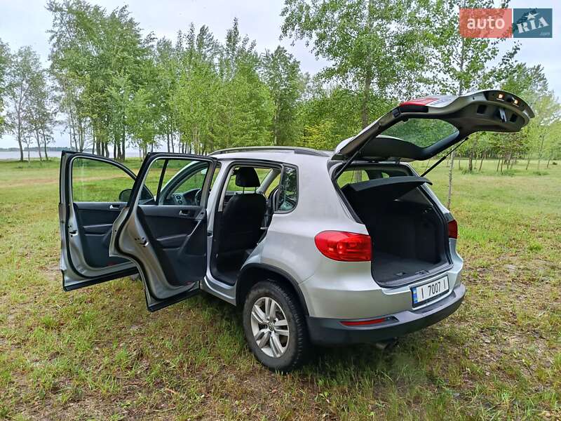 Позашляховик / Кросовер Volkswagen Tiguan 2017 в Черкасах