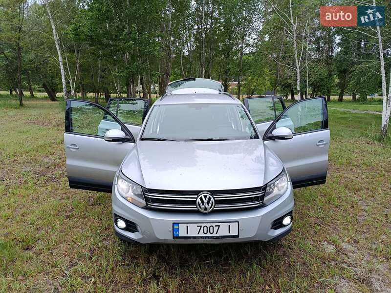 Позашляховик / Кросовер Volkswagen Tiguan 2017 в Черкасах