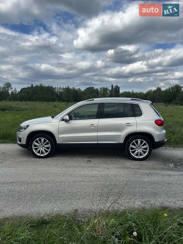 Volkswagen Tiguan 2012