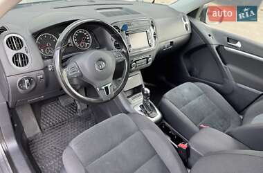 Внедорожник / Кроссовер Volkswagen Tiguan 2011 в 