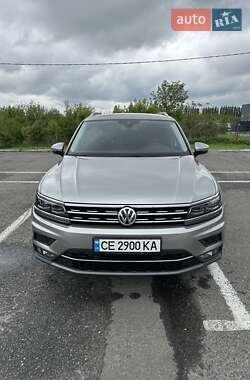 Позашляховик / Кросовер Volkswagen Tiguan 2019 в Чернівцях