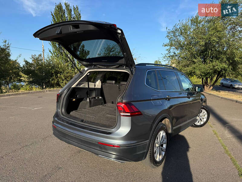 Позашляховик / Кросовер Volkswagen Tiguan 2018 в Кривому Розі