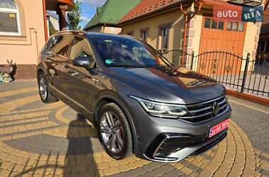 Внедорожник / Кроссовер Volkswagen Tiguan 2021 в Ковеле