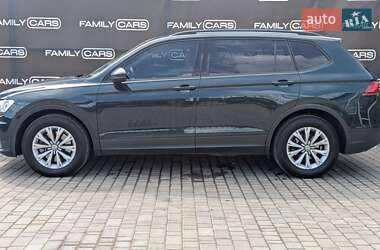 Позашляховик / Кросовер Volkswagen Tiguan 2017 в 