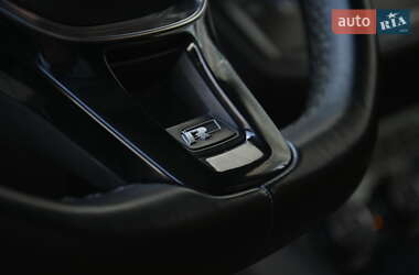 Внедорожник / Кроссовер Volkswagen Tiguan 2019 в 