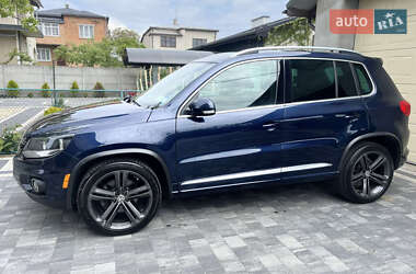 Позашляховик / Кросовер Volkswagen Tiguan 2016 в 