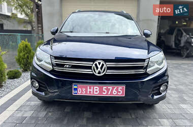 Позашляховик / Кросовер Volkswagen Tiguan 2016 в 