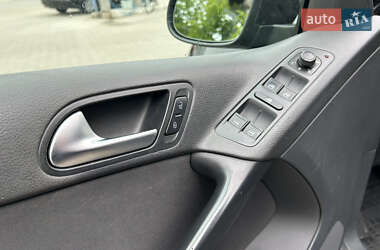 Внедорожник / Кроссовер Volkswagen Tiguan 2018 в 