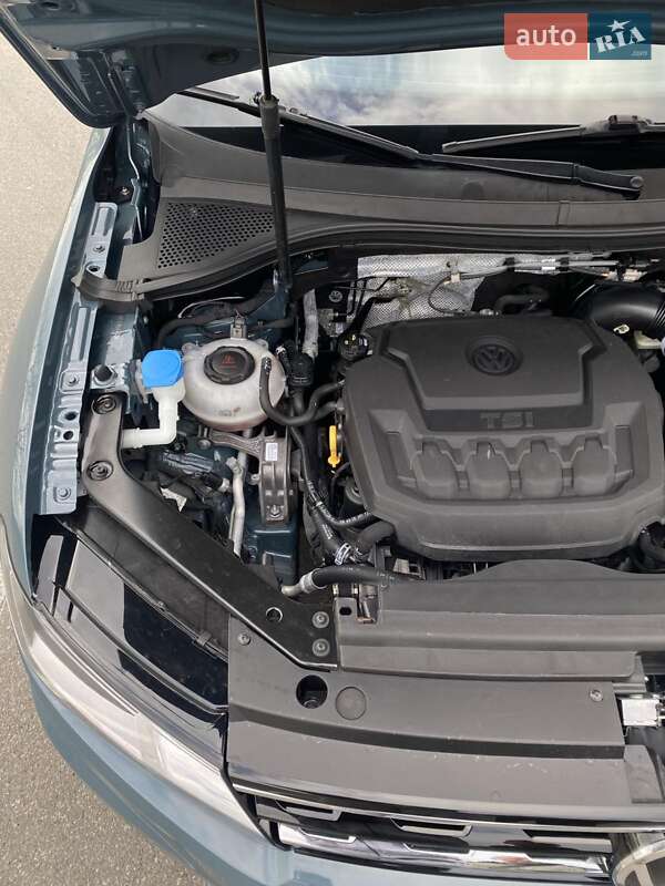 Внедорожник / Кроссовер Volkswagen Tiguan 2020 в Киеве