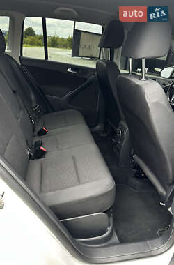 Позашляховик / Кросовер Volkswagen Tiguan 2013 в 