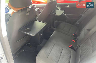 Позашляховик / Кросовер Volkswagen Tiguan 2010 в 