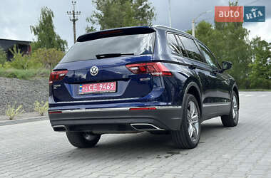 Внедорожник / Кроссовер Volkswagen Tiguan 2021 в 