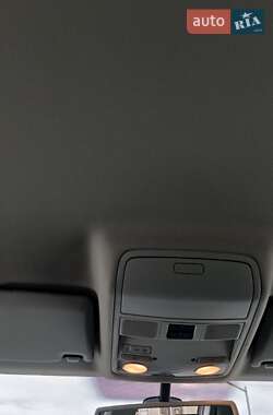 Позашляховик / Кросовер Volkswagen Tiguan 2013 в 