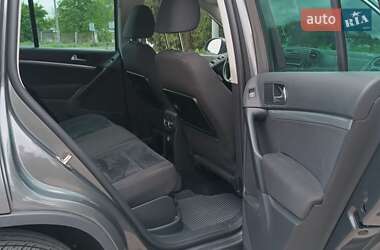 Позашляховик / Кросовер Volkswagen Tiguan 2013 в 