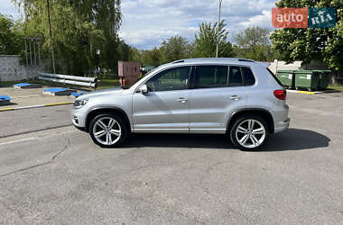Внедорожник / Кроссовер Volkswagen Tiguan 2016 в Василькове