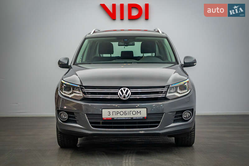 Позашляховик / Кросовер Volkswagen Tiguan 2016 в Києві