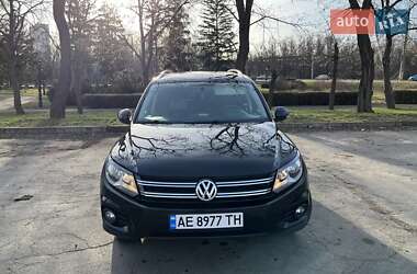 Внедорожник / Кроссовер Volkswagen Tiguan 2014 в Кривом Роге