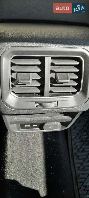 Внедорожник / Кроссовер Volkswagen Tiguan 2017 в Житомире фото 13 Внедорожник / Кроссовер Volkswagen Tiguan 2017 в Житомире