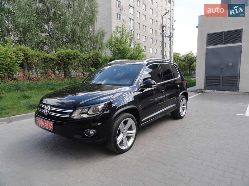 Внедорожник / Кроссовер Volkswagen Tiguan 2015 в Луцке