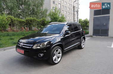 Внедорожник / Кроссовер Volkswagen Tiguan 2015 в 
