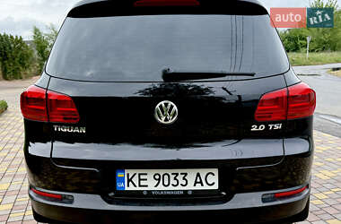 Позашляховик / Кросовер Volkswagen Tiguan 2014 в 