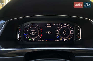 Внедорожник / Кроссовер Volkswagen Tiguan 2021 в 