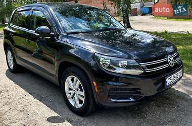 Позашляховик / Кросовер Volkswagen Tiguan 2011 в 