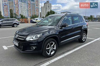 Позашляховик / Кросовер Volkswagen Tiguan 2011 в Києві