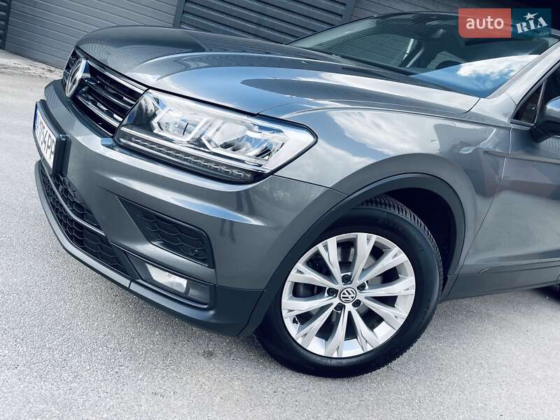 Внедорожник / Кроссовер Volkswagen Tiguan 2019 в Киеве