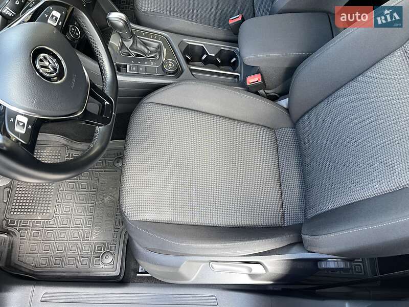 Внедорожник / Кроссовер Volkswagen Tiguan 2019 в Киеве
