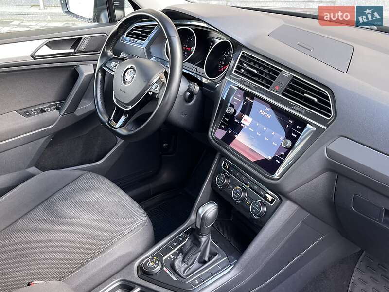 Внедорожник / Кроссовер Volkswagen Tiguan 2019 в Киеве