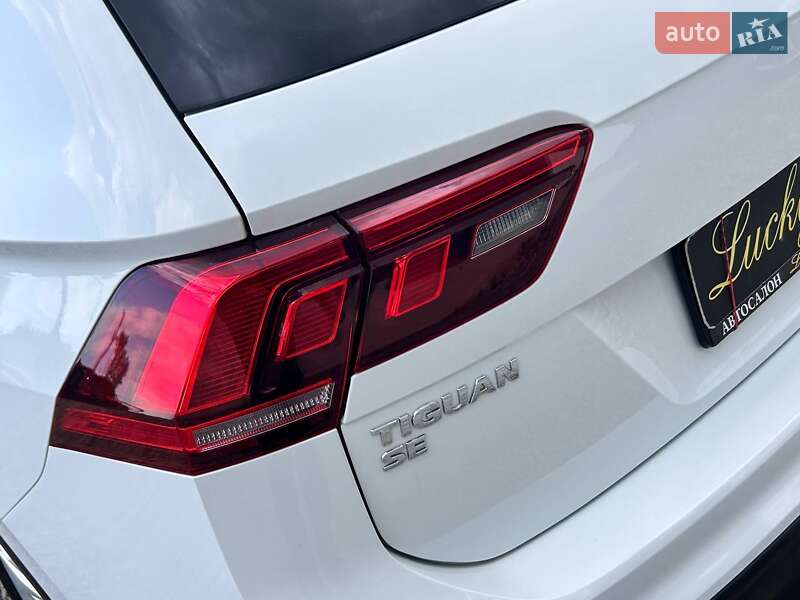 Внедорожник / Кроссовер Volkswagen Tiguan 2018 в Одессе