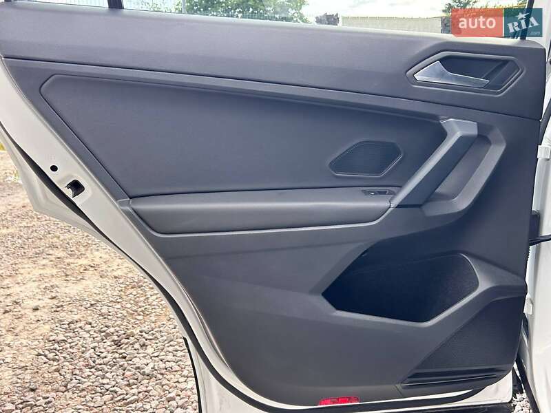 Внедорожник / Кроссовер Volkswagen Tiguan 2018 в Одессе
