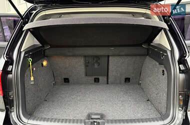 Позашляховик / Кросовер Volkswagen Tiguan 2012 в 