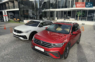 Внедорожник / Кроссовер Volkswagen Tiguan 2022 в Одессе