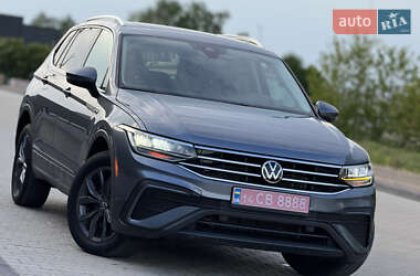 Позашляховик / Кросовер Volkswagen Tiguan 2022 в 