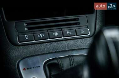 Позашляховик / Кросовер Volkswagen Tiguan 2010 в 