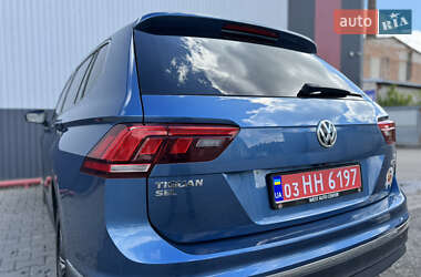 Внедорожник / Кроссовер Volkswagen Tiguan 2018 в 