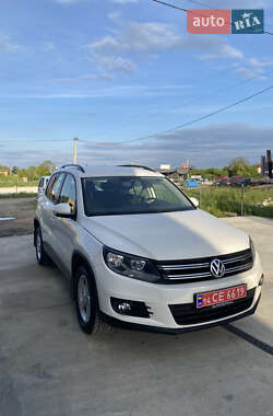 Внедорожник / Кроссовер Volkswagen Tiguan 2011 в Калуше
