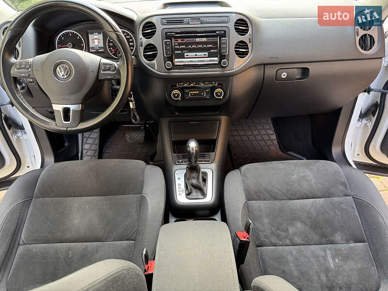 Внедорожник / Кроссовер Volkswagen Tiguan 2013 в Хусте