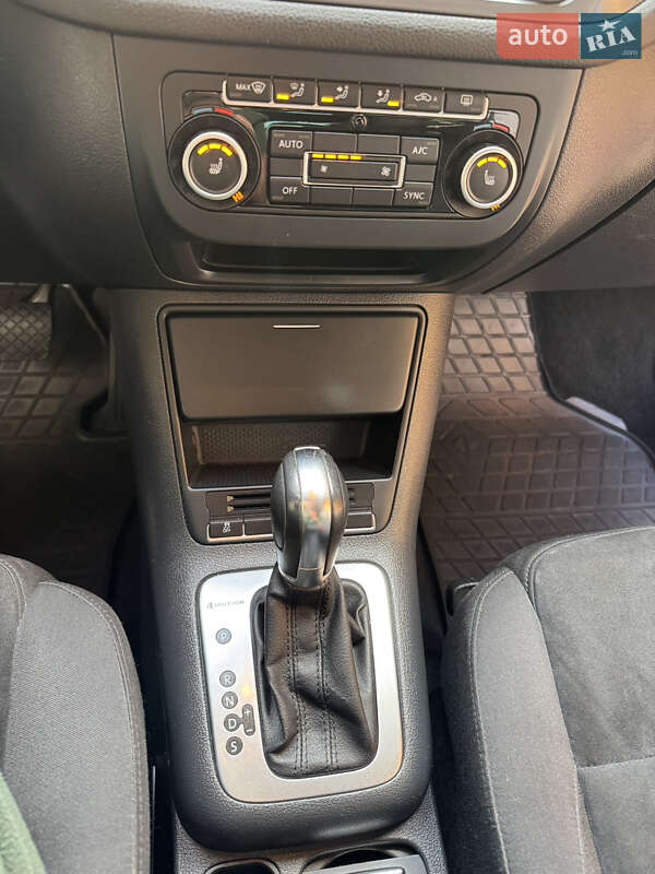 Внедорожник / Кроссовер Volkswagen Tiguan 2013 в Хусте